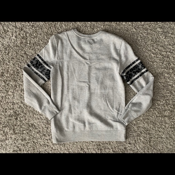 On The Byas, Mens Long Sleeve Crew Neck Sweater - Picture 6 of 6